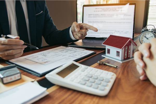 Vai trò công chứng hợp đồng đặt cọc