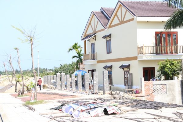 tố cáo hàng xóm lấn chiếm đất