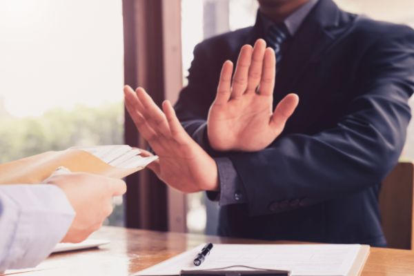 Người làm chứng trong công chứng