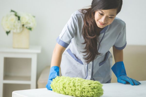 Di chúc để lại tài sản cho người giúp việc